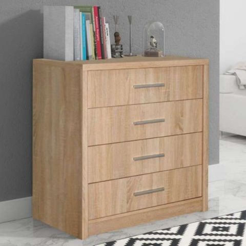 Averton 80cm 4-Drawer Chest of Drawers in Light Oak