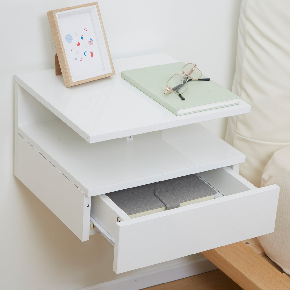 homcom set of two floating high gloss bedside tables white