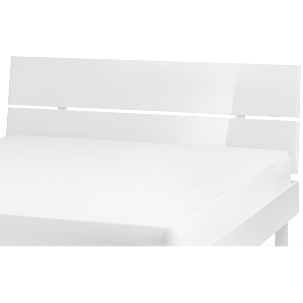 Manhattan King white high gloss lacquer bed frame headboard close-up.
